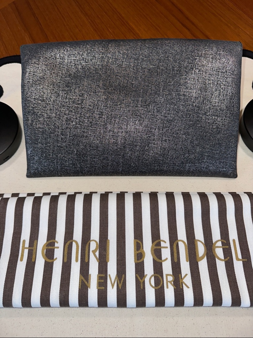 ✨Henri Bendel Metallic Jacquard Envelope Clutch • Satin Lined • Collector Piece - Picture 4 of 16
